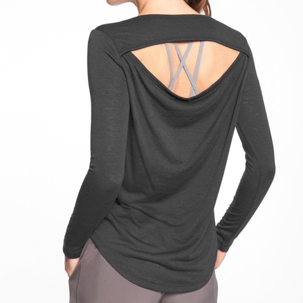 Athleta Cutout Breezy long sleeve top